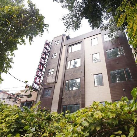 Hotel Paradise Inn-A Boutique Hotel Delhi New Delhi Exterior photo