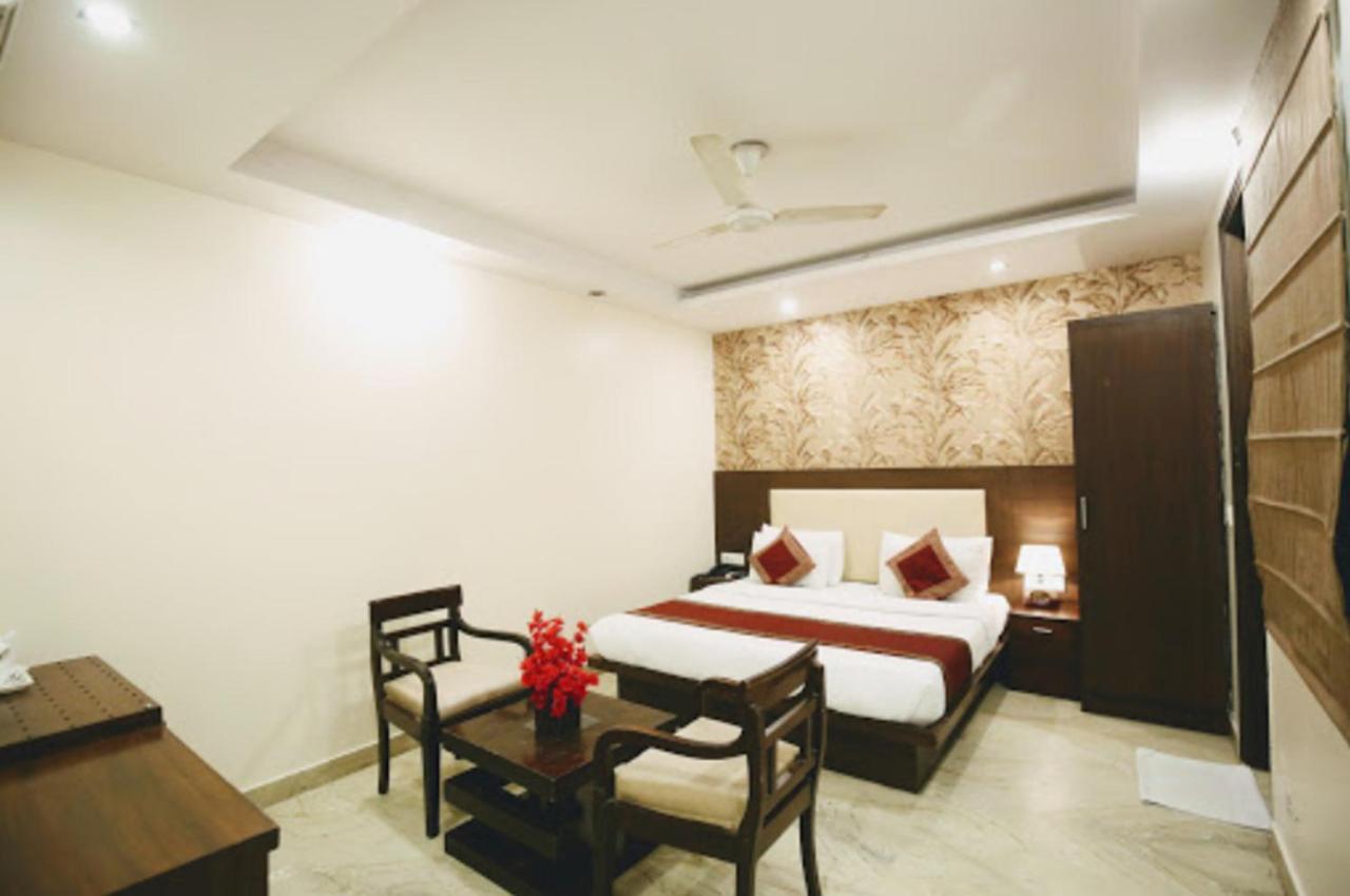 Hotel Paradise Inn-A Boutique Hotel Delhi New Delhi Exterior photo